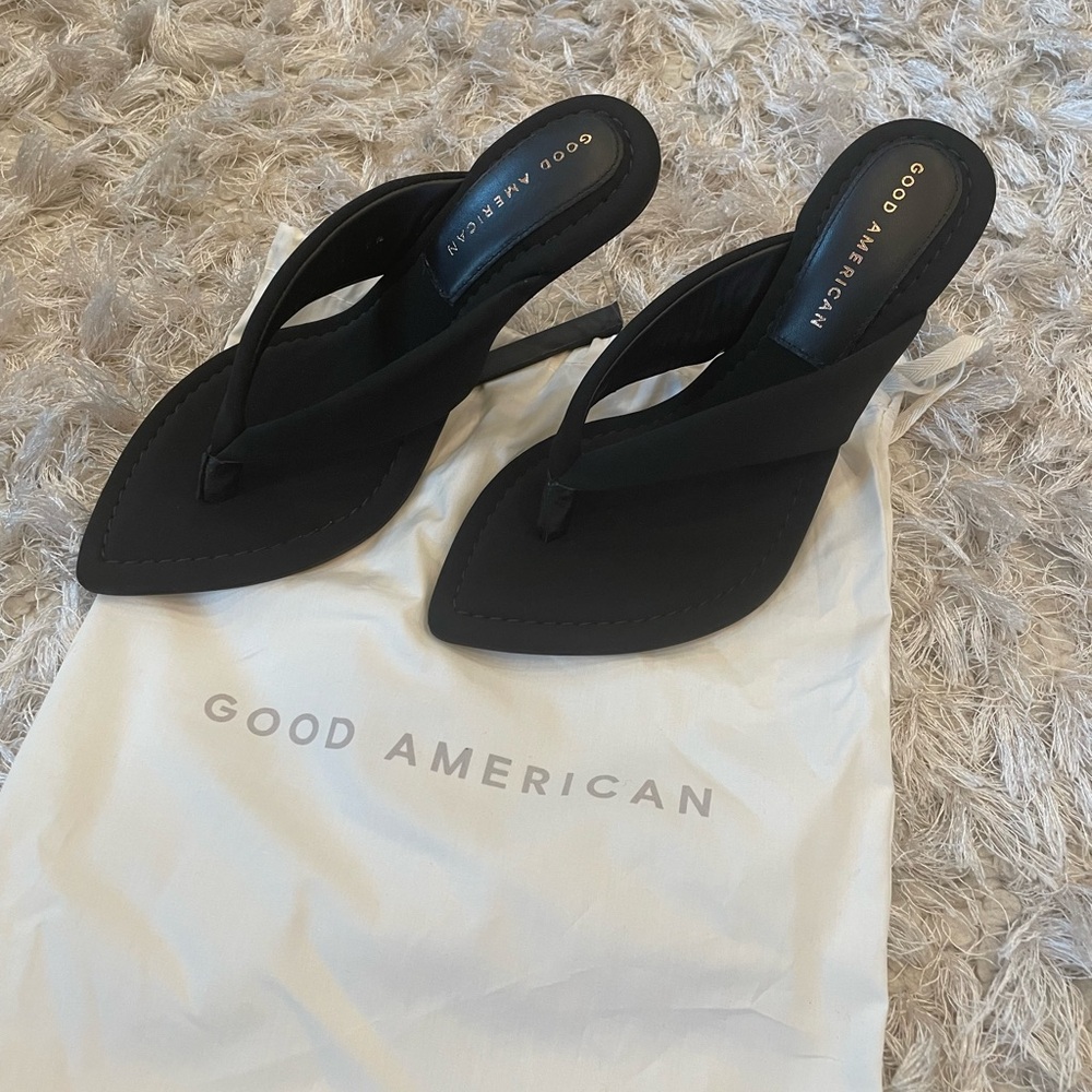 SOLD!! NWOT GOOD AMERICAN MULES BLACK/CLEAR SZ 6.5